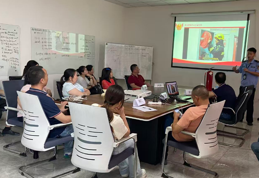 Chongqing Wholechaintech lanza una iniciativa integral de capacitación en seguridad para fortalecer la cultura de seguridad en el lugar de trabajo