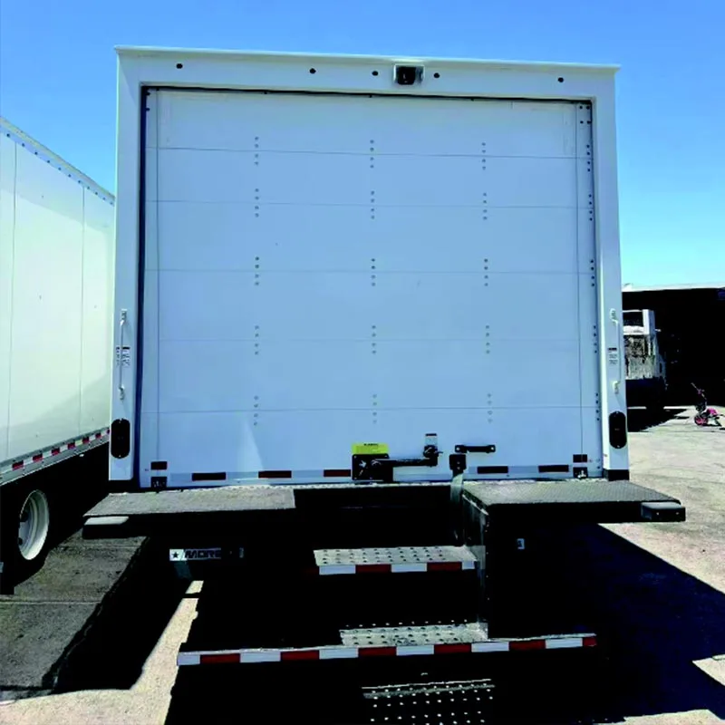 Puerta abatible para furgoneta